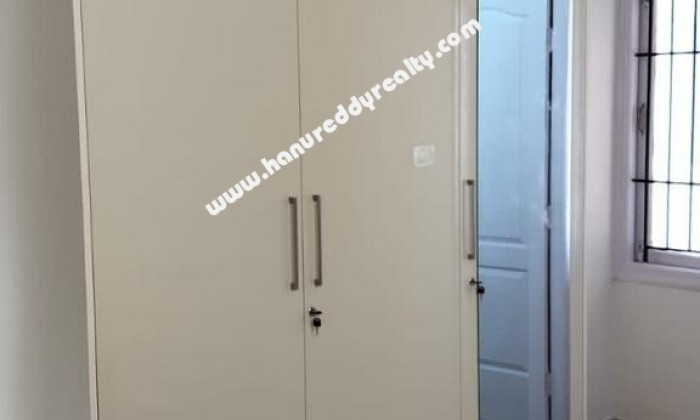 3 BHK Flat for Rent in Kazhipattur