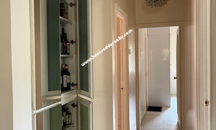 2 BHK Flat for Sale in Koregaon Park