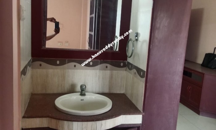2 BHK Flat for Sale in Bharathi Colony