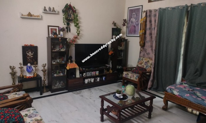 3 BHK Flat for Sale in Poes Garden