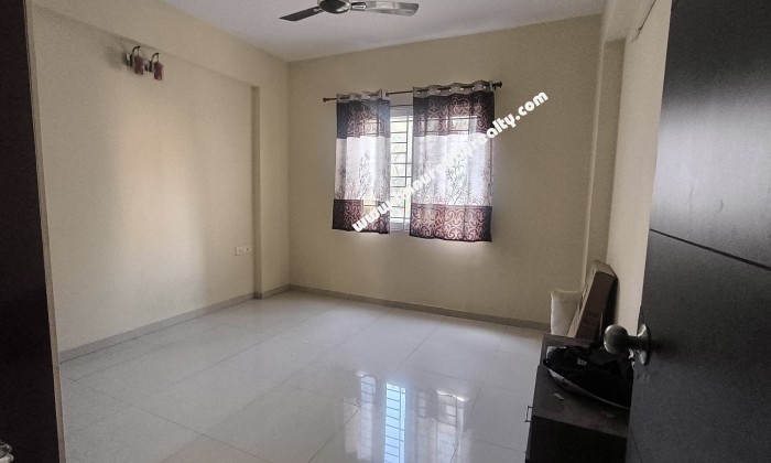 2 BHK Flat for Sale in Yemalur