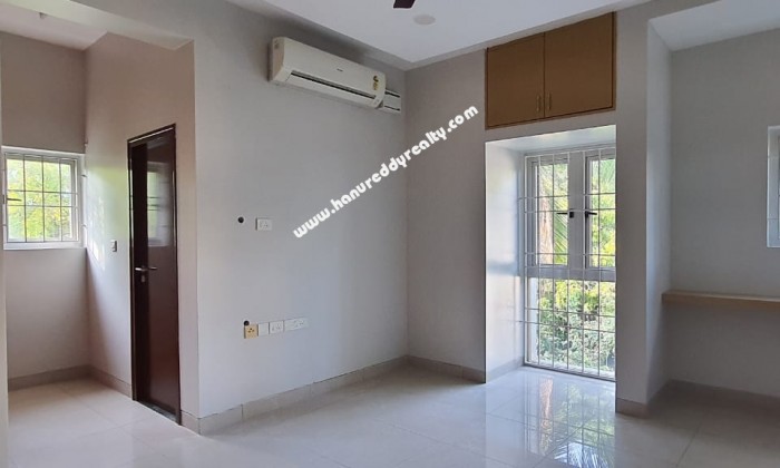 3 BHK Flat for Rent in Poes Garden