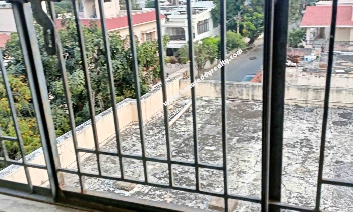 2 BHK Flat for Sale in Saibaba Colony