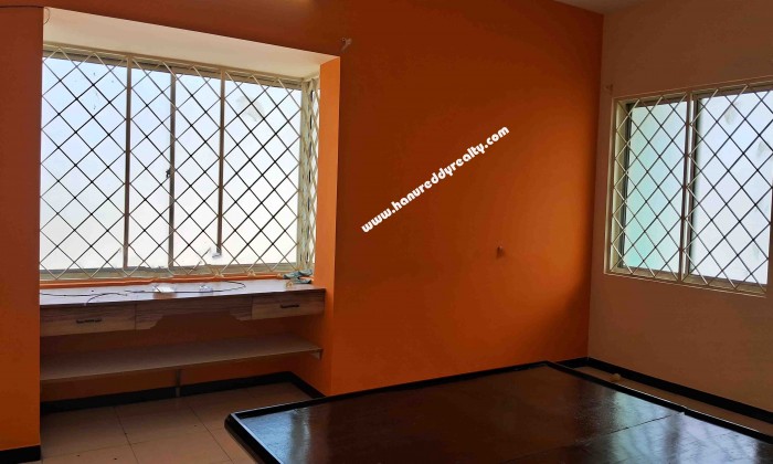 3 BHK Flat for Sale in Saibaba Colony