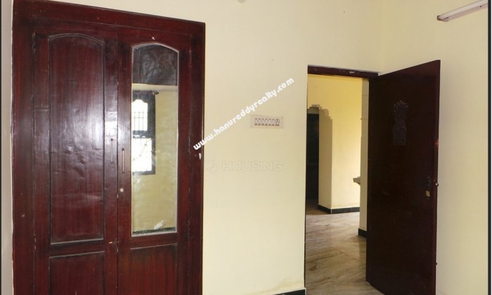 2 BHK Flat for Sale in Urapakkam