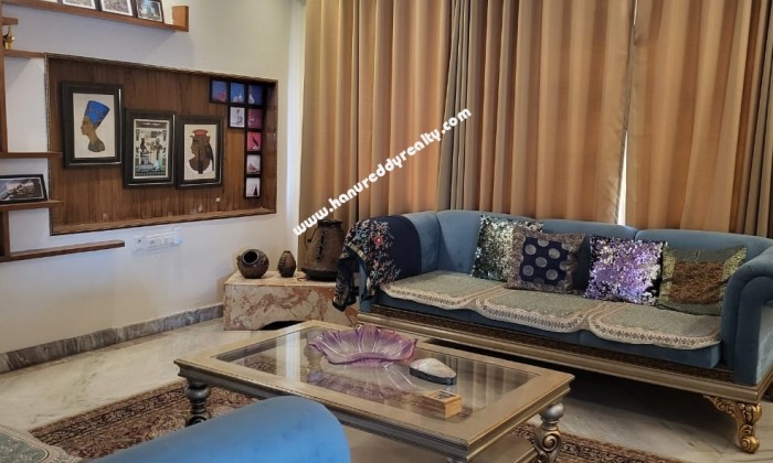 4 BHK Duplex Flat for Rent in Seethammadhara