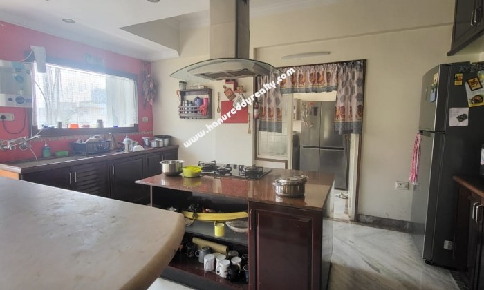4 BHK Duplex Flat for Rent in Seethammadhara