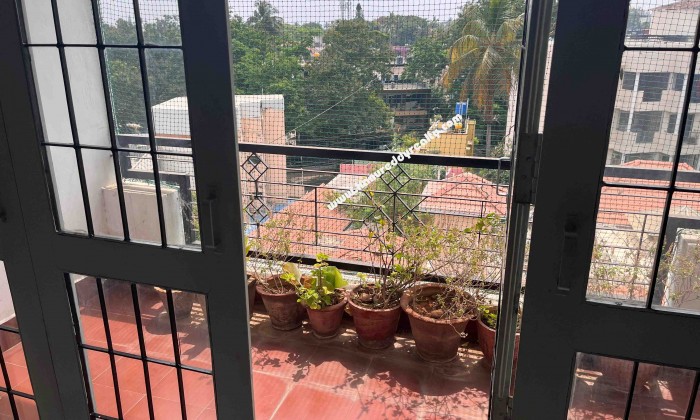 2 BHK Flat for Sale in Vani Vilas Mohalla