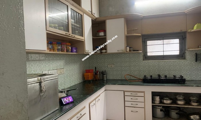 5 BHK Flat for Sale in Raja Annamalaipuram