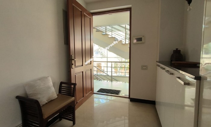 3 BHK Flat for Rent in Thiruvanmiyur