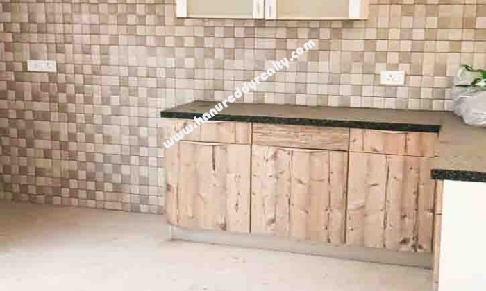 4 BHK Flat for Rent in Race Course