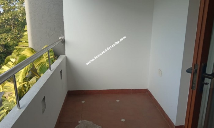 4 BHK Flat for Rent in Race Course