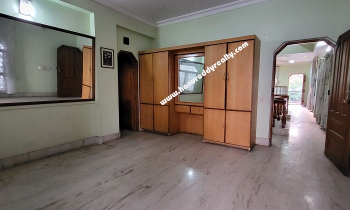 6 BHK Duplex House for Sale in B S Layout