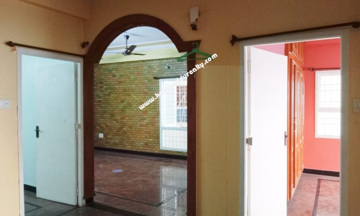 2 BHK Flat for Sale in Chinna Waltair