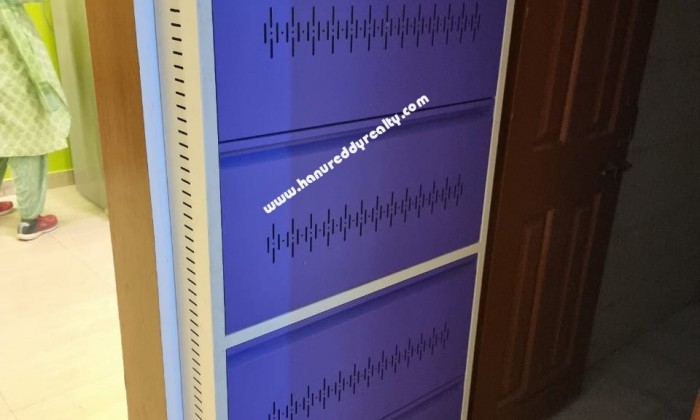 4 BHK Flat for Rent in Keshav Nagar