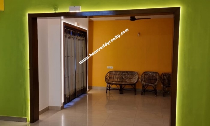 4 BHK Flat for Rent in Keshav Nagar