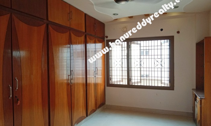 3 BHK Flat for Sale in East Point Colony