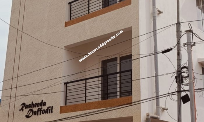 4 BHK Flat for Sale in Korattur