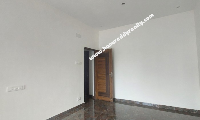 4 BHK Flat for Sale in Ashok Nagar