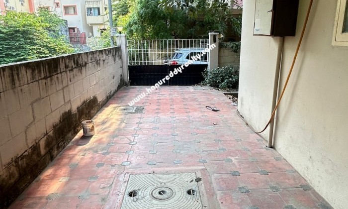 6 BHK Independent House for Sale in Pallikaranai