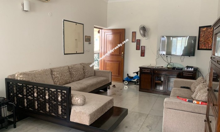3 BHK Flat for Rent in Raja Annamalaipuram