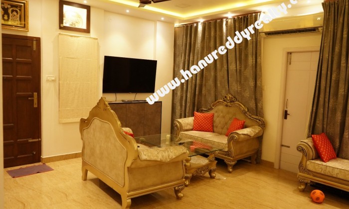 3 BHK Flat for Sale in Virugambakkam