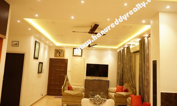 3 BHK Flat for Sale in Virugambakkam