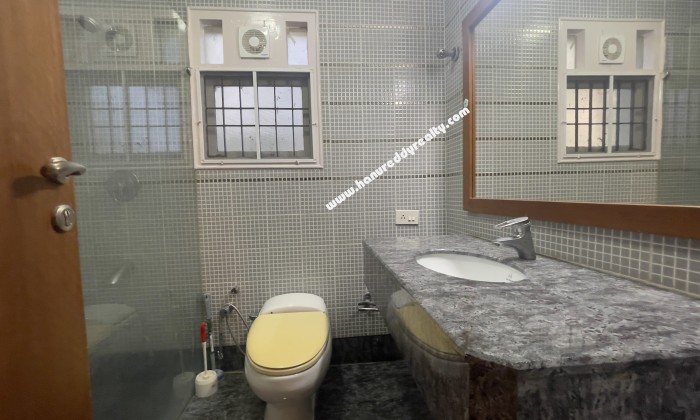 3 BHK Flat for Rent in Alwarpet