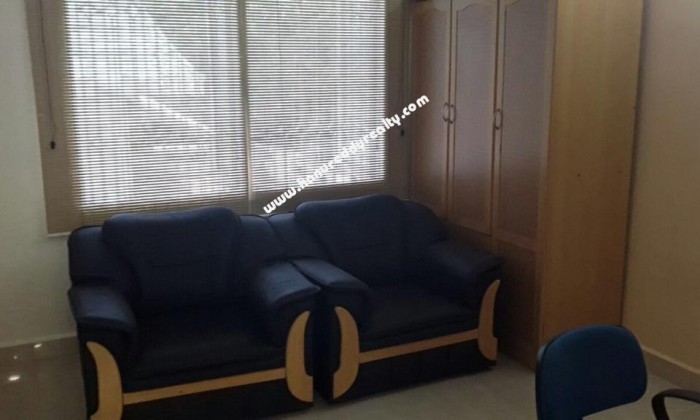 2 BHK Flat for Rent in Poes Garden