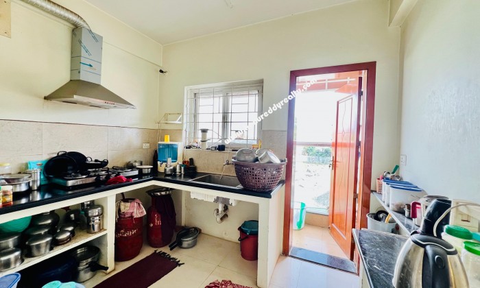 2 BHK Flat for Sale in Perumbakkam