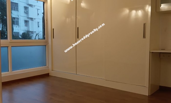 3 BHK Flat for Sale in Nungambakkam