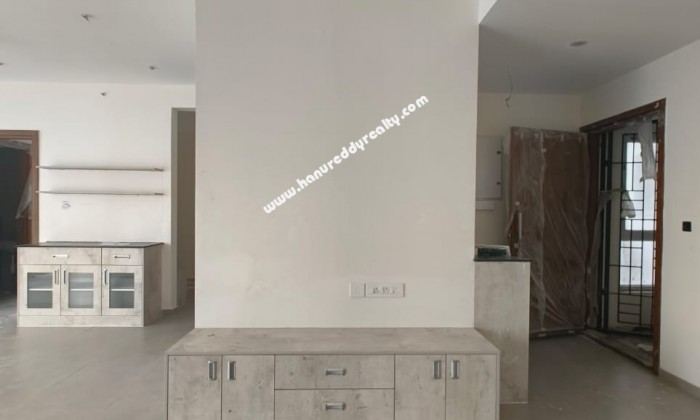 3 BHK Flat for Rent in Koyambedu