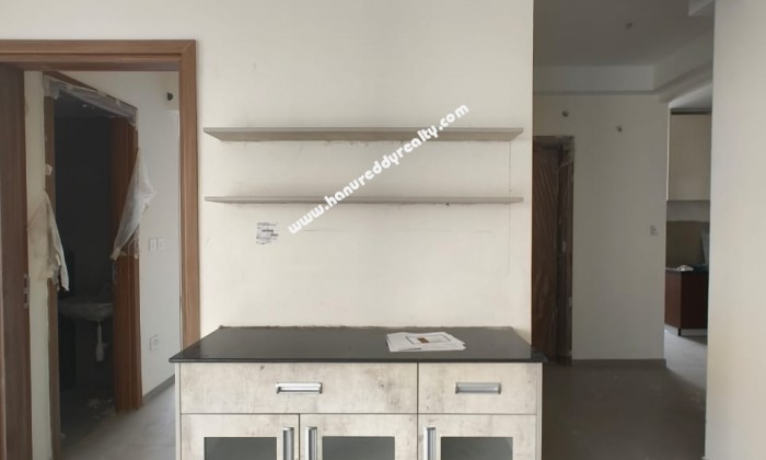 3 BHK Flat for Rent in Koyambedu