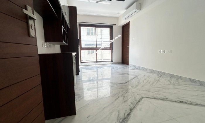 4 BHK Flat for Rent in Abiramapuram
