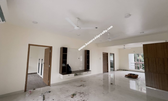 4 BHK Flat for Rent in Besant Nagar