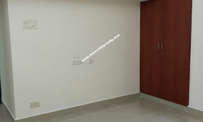 2 BHK Flat for Sale in Manapakkam