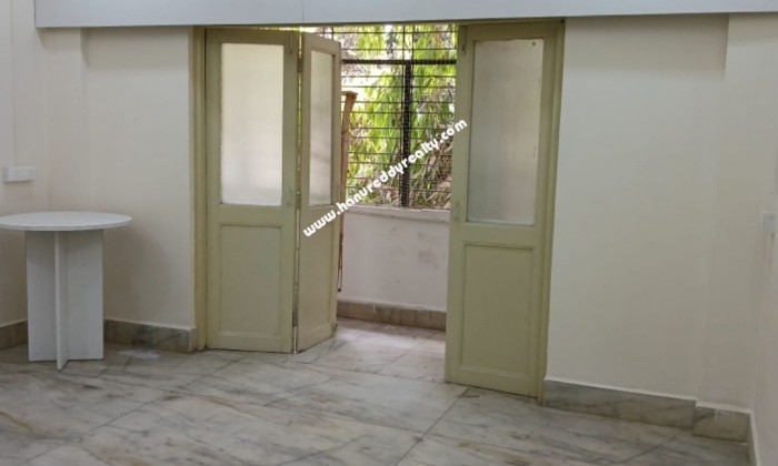 2 BHK Flat for Rent in Koregaon Park