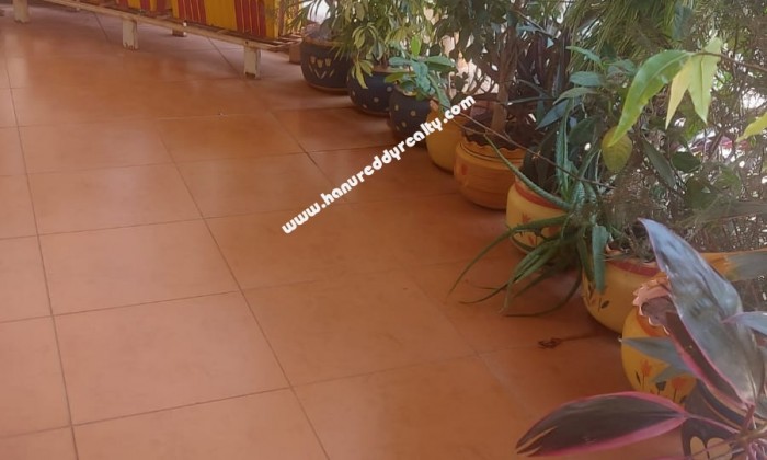 4 BHK Flat for Sale in Mohamad Wadi