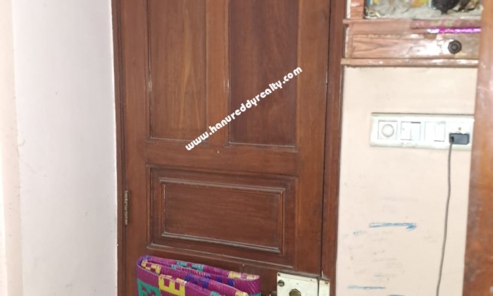 3 BHK Flat for Sale in Boat Club Road