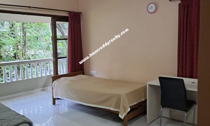 3 BHK Flat for Sale in Boat Club Road