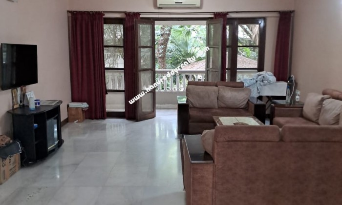 3 BHK Flat for Sale in Boat Club Road