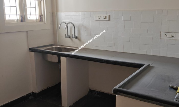 2 BHK Flat for Sale in Thiruvanmiyur