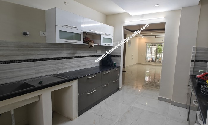 4 BHK Villa for Rent in Kazhipattur