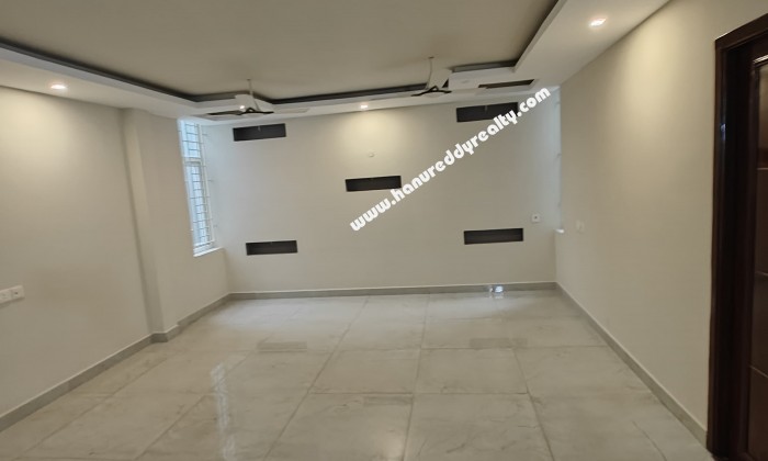 4 BHK Villa for Rent in Kazhipattur