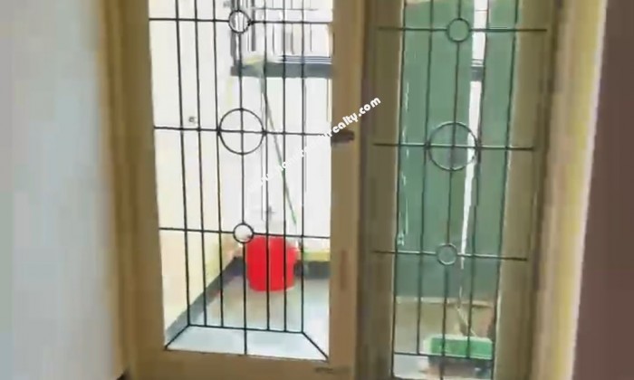 2 BHK Flat for Sale in Vani Vilas Mohalla
