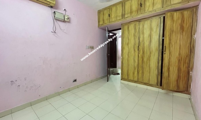 1 BHK Flat for Sale in Royapettah