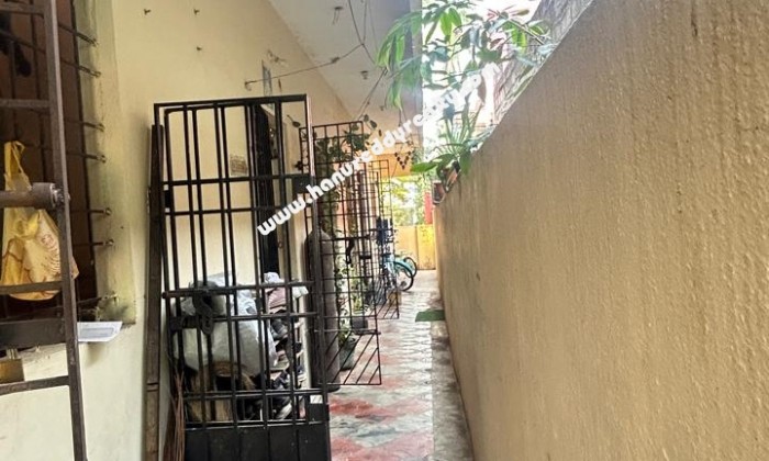 2 BHK Flat for Sale in Polichalur