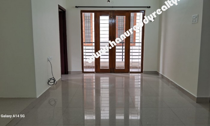 3 BHK Flat for Rent in Virugambakkam