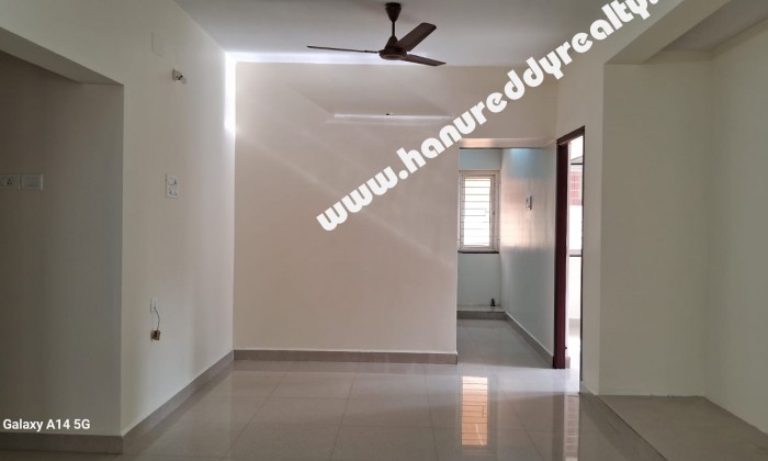 3 BHK Flat for Rent in Virugambakkam