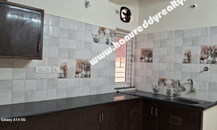 3 BHK Flat for Rent in Virugambakkam